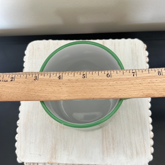 M & M Green Mug - Picture 4 of 6